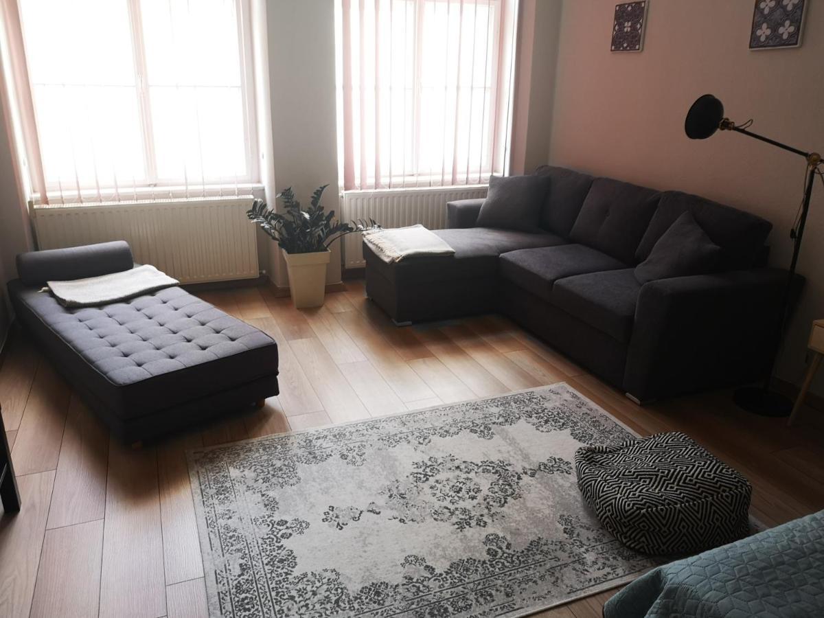 Palace - Belvarosi Apartman Eğri Dış mekan fotoğraf