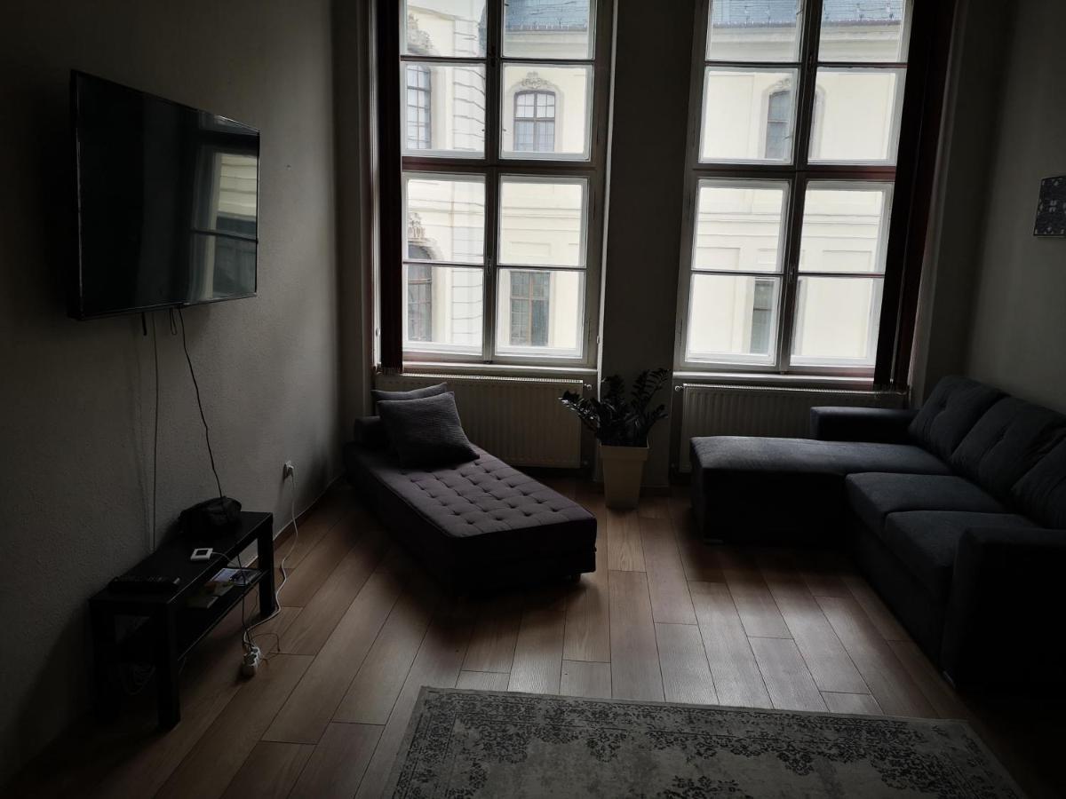 Palace - Belvarosi Apartman Eğri Dış mekan fotoğraf