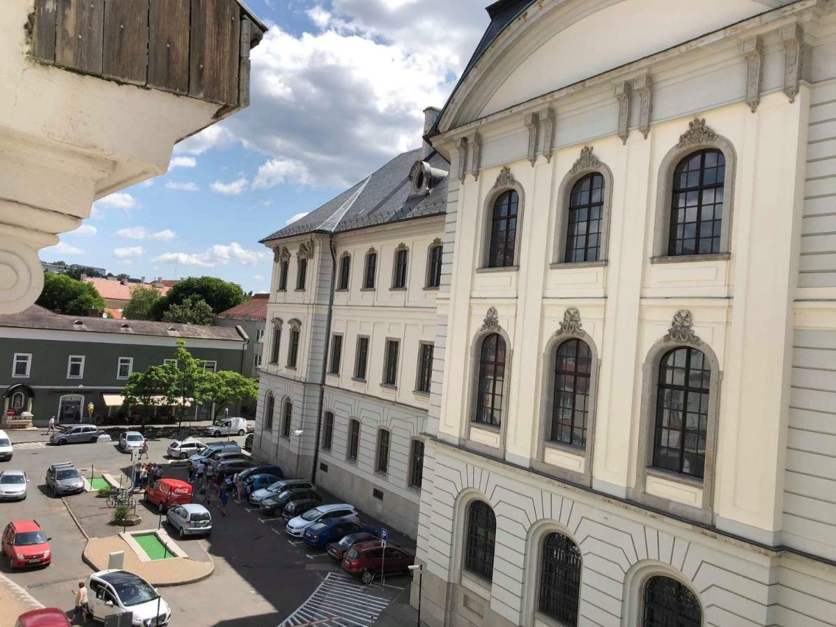 Palace - Belvarosi Apartman Eğri Dış mekan fotoğraf